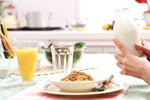 盛岡冷麺の名店「ぴょんぴょん舎 盛岡駅前店」：焼肉と冷麺の絶品コラボレーション